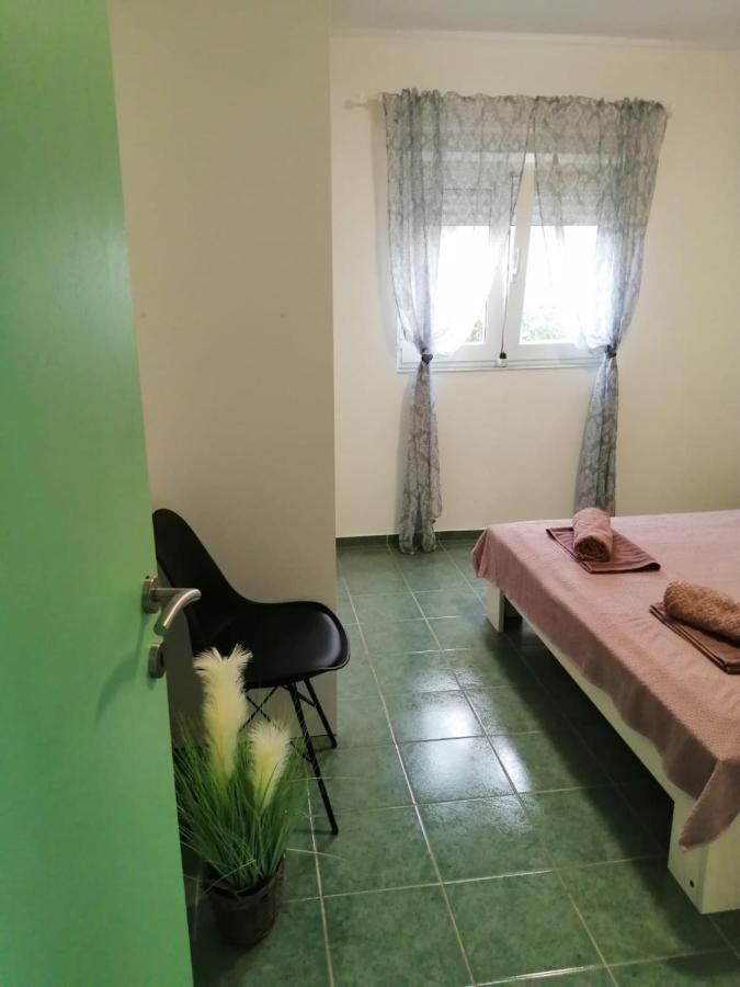 Holiday House Lara Стариград-Пакленица Екстериор снимка