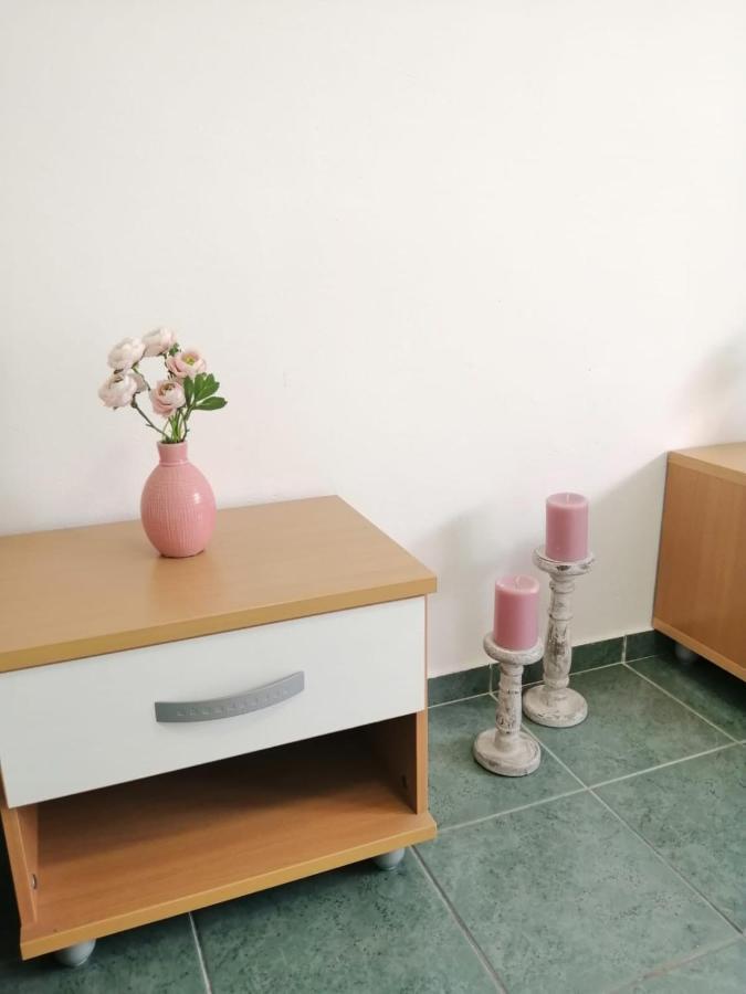 Holiday House Lara Стариград-Пакленица Екстериор снимка